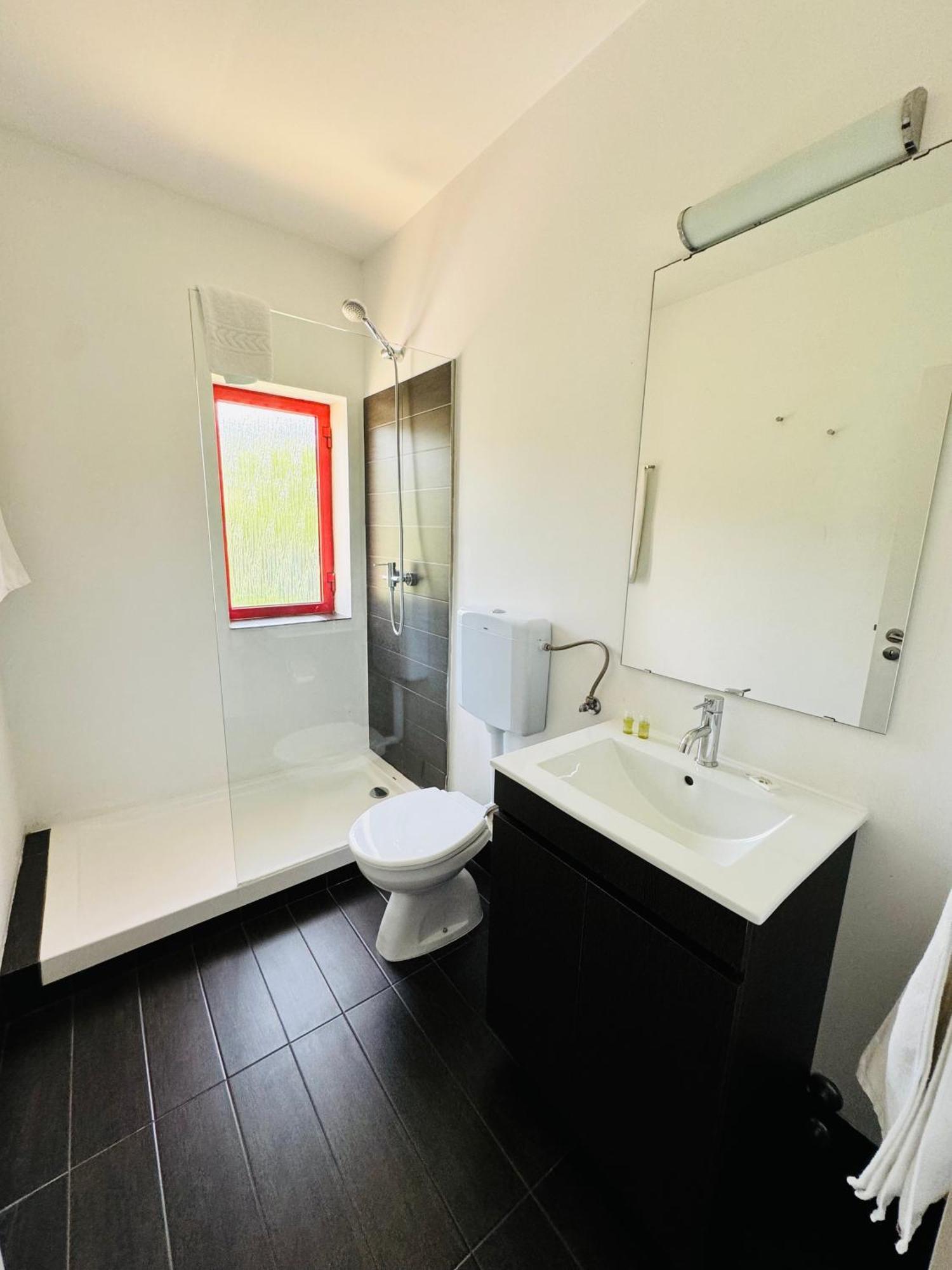 Nature & Beach Guest Rooms, Aldeamento Turistico Do Camarido Cristelo  ห้อง รูปภาพ