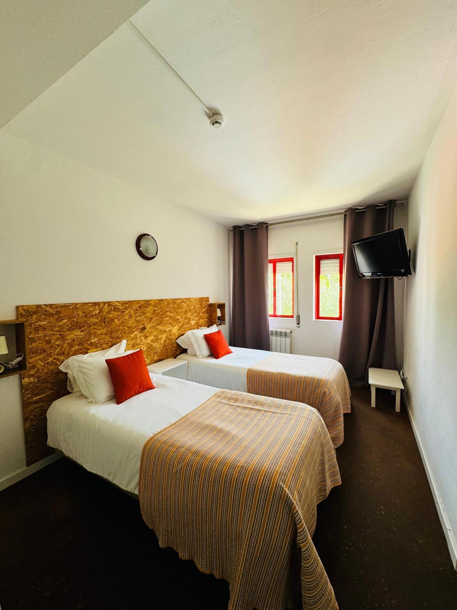 Nature & Beach Guest Rooms, Aldeamento Turistico Do Camarido Cristelo  ห้อง รูปภาพ