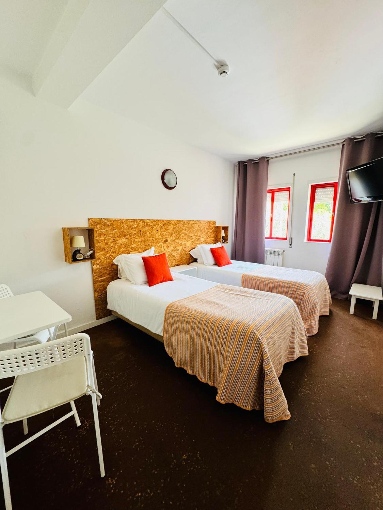 Nature & Beach Guest Rooms, Aldeamento Turistico Do Camarido Cristelo  ห้อง รูปภาพ